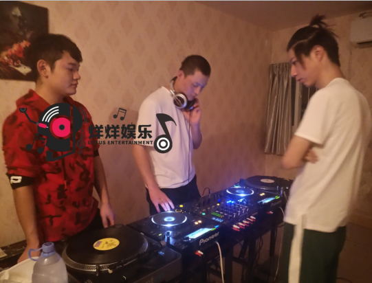 微信截图_20181116173501_看图王.jpg